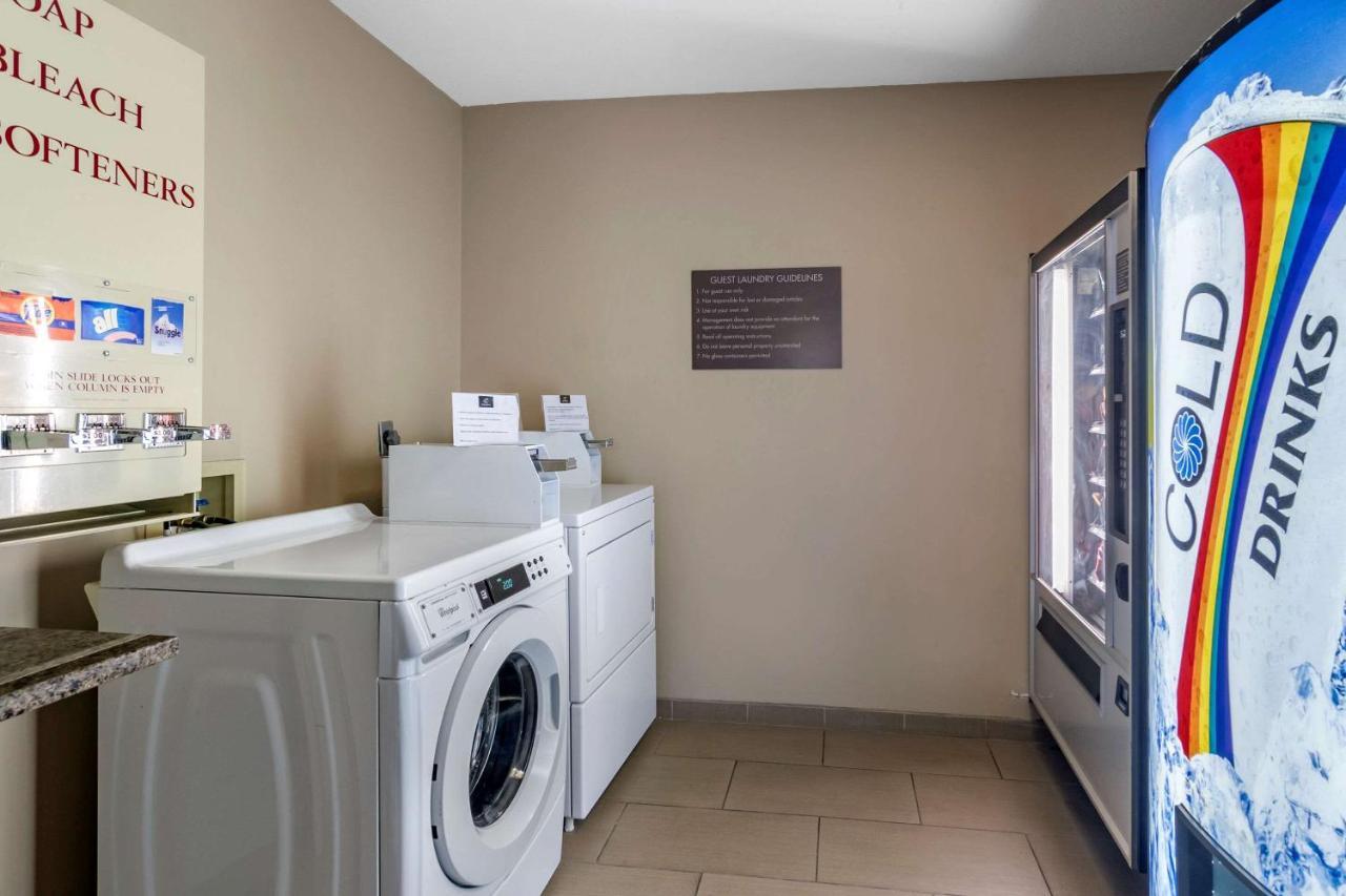 Comfort Inn & Suites Junction City - Near Fort Riley מראה חיצוני תמונה